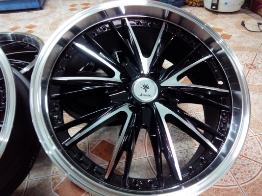 VIP ขอบ17 4รู100et42กว้าง7.5ทำสีปัดเงาสวยกริ๊ปๆ