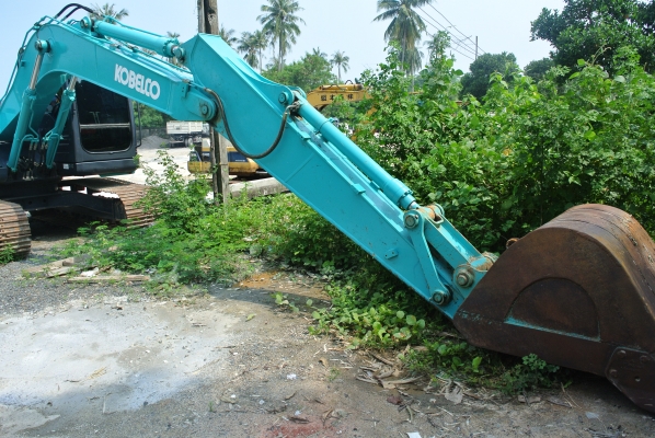 KOBELCO  มือหนึ่งออกห้าง ใช้งานน้อยมากค่ะ