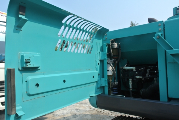 KOBELCO  มือหนึ่งออกห้าง ใช้งานน้อยมากค่ะ