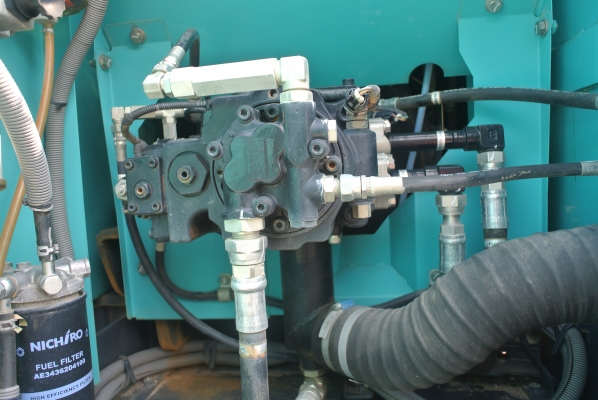 KOBELCO  มือหนึ่งออกห้าง ใช้งานน้อยมากค่ะ