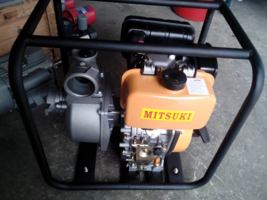 ขายปั๊มน้ำเครื่องยนต์ดีเซล   ราคาส่งทั่วประเทศ 3 นิ้ว ราคา12,500ิ บาท