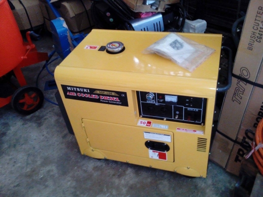 ขายเครื่องปั่นไฟ 5 KVA . ดีเซลเเบบตู้เก็บเสียง ของใหม่ราคาไม่เเพง 37,500 บาท