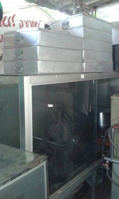 ขายเตาอบมือสอง เครื่องตีไข่ เครื่องนวดแป้ง ตู้กระจก ถาด เเม่พิมหลายรายการ