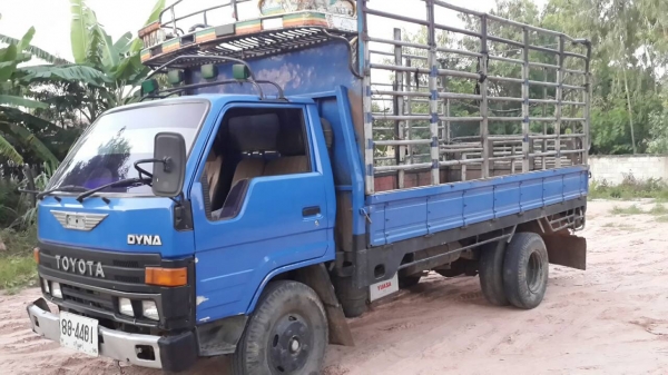 ขาย6ล้อ บรรทุกโตโยต้า DYNA 115 14B ยาว4.30เมตร พร้อมคอกบรรทุก ช่วงล่าง6น็อต สภาพพร้อมลุยงาน กระบะพื้นเหล็ก เอกสารเล่มทะเบียนพร้อมโอน จัดไฟแนนซ์ได้ภายใน1วัน ขาย6ล้อ บรรทุกโตโยต้า DYNA 115 14B ยาว4.30เมตร พร้อมคอกบรรทุก ช่วงล่าง6น็อต สภาพพร้อมลุยงาน กระบะพื้นเหล็ก เอกสารเล่มทะเบียนพร้อมโอน จัดไฟแนนซ์ได้ภายใน1วัน