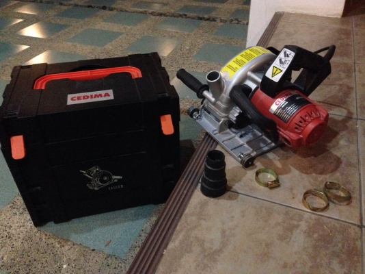 ขายเครื่องเซาะล่องใช้งานน้อยมาก ขายเครื่องเซาะล่องใช้งานน้อยมาก