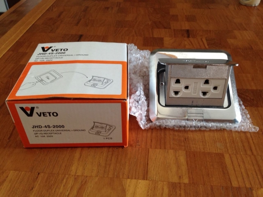 ขายปลั๊กไฟ เเบบฝัง Floor outlet Veto รุ่น JSD-4s-2000 ของใหม่  มี 5 ชุด