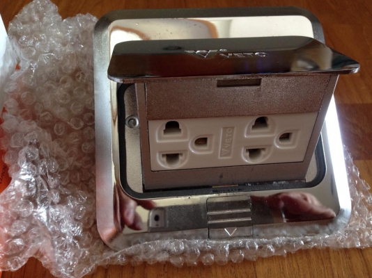 ขายปลั๊กไฟ เเบบฝัง Floor outlet Veto รุ่น JSD-4s-2000 ของใหม่  มี 5 ชุด