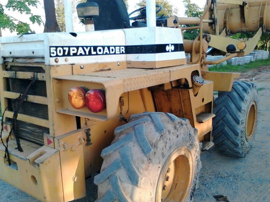 ขายรถตักล้อยาง เอวอ่อนโคมัสสุ507 สภาพพร้อมใช้งานงาน เครื่องดี ทำงานได้เลยสภาพเดิมๆๆ ยางดี ปั๊มดี