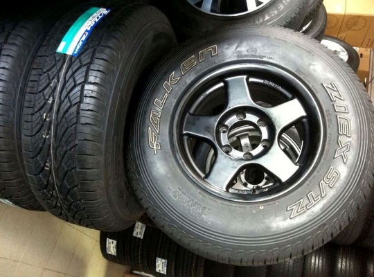 ขายยาง FALKEN ZIEX ST/Z 265 70 r16 +แม็ก Bredley 16x8 ET-0 สวยยกชุด