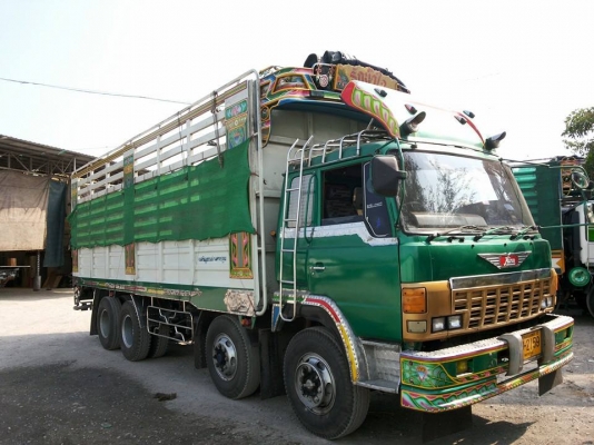 Hino 3 ใบปัด 12 ล้อ 1 เพลา เครื่อง K13c