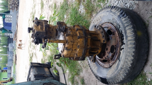 ขายด่วน มอเตอร์สวิง KOMATSU PC200-5