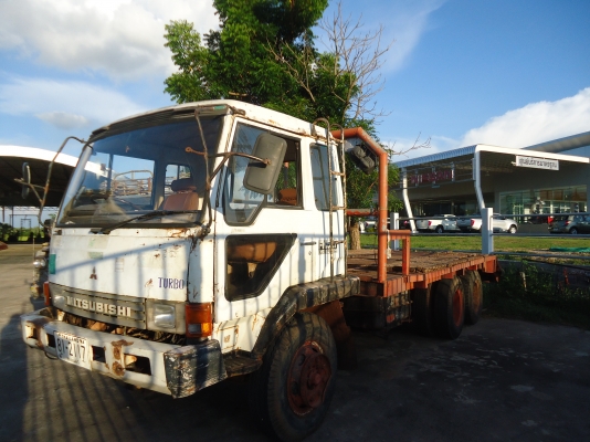 ขายสิบล้อหลงMAเครือง195แรงม้าเทนเลอร์ลากแบคโฮPC200