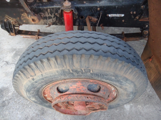 ขายสิบล้อหลงMAเครือง195แรงม้าเทนเลอร์ลากแบคโฮPC200