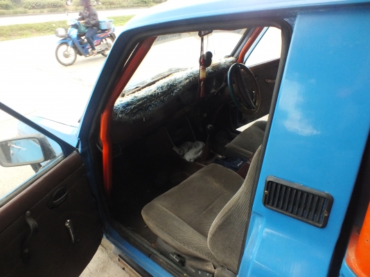 ขาย มาสด้า 1000 เครื่อง 1200 5 เกียร์ทะเบียนโอนภาษี 58 ลดราคาเหลือ 29800