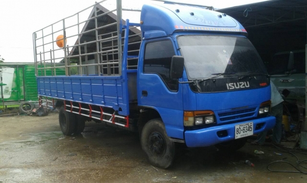 ISUZU  NQR  เครื่อง  4HF 1  ยาว 5เมตร50   ปี42  ทะเบียนพร้อม