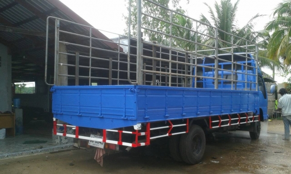 ISUZU  NQR  เครื่อง  4HF 1  ยาว 5เมตร50   ปี42  ทะเบียนพร้อม