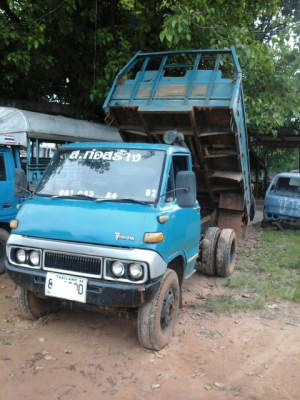 ขายรถบรรทุก 6 ล้อดัมพ์ TOYOTA BU12 85 แรงม้า ดัมพ์ 3 คิว ราคา 135000