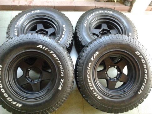 Max + BF All 265/75/16 ปี10 สวยๆ 1ชุด