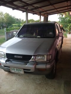 ขายรถกระบะ อิซูซุ ดาก้อน ปี 44 เครื่อง 2800 ขายรถกระบะ อิซูซุ ดาก้อน ปี 44 เครื่อง 2800