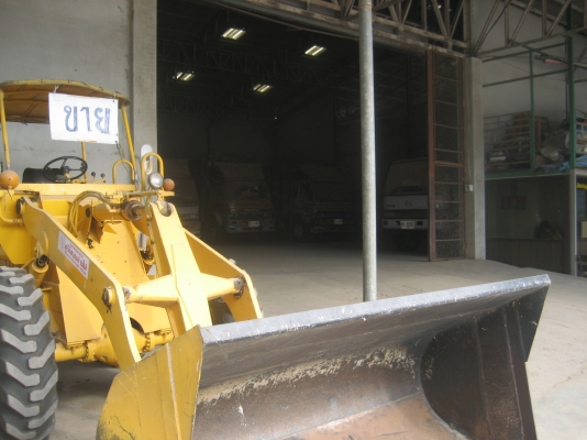 JH 30 B   ตักขึ้น สิบล้อ สภาพพร้อมใช้งาน  530,000 บาท