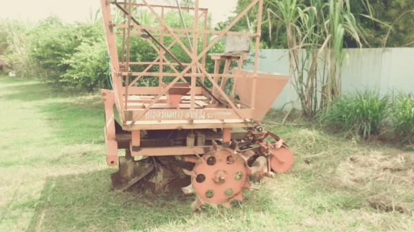 ขายเครื่องปลูกอ้อย ของ KK