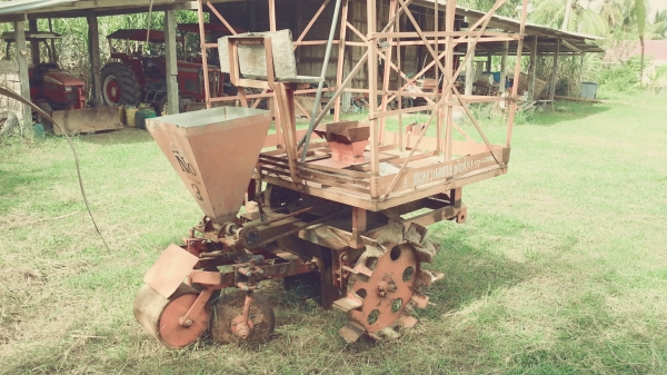 ขายเครื่องปลูกอ้อย ของ KK