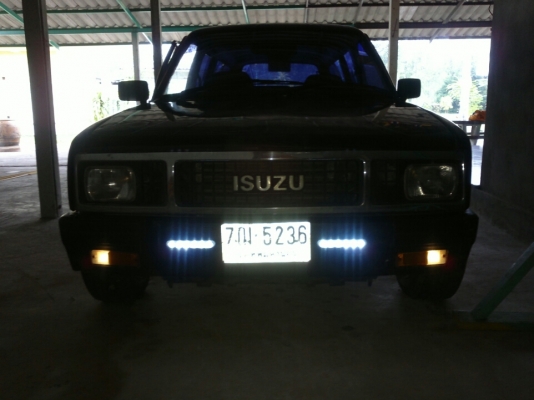 ขายแล้ว  ครับ ขอบคุณ พี่เสือ ...issuzu van ทำแนวคลาสสิค สวย วางrb20 แน่นๆ แรงๆ ถูกๆ คุ้มสุดๆ