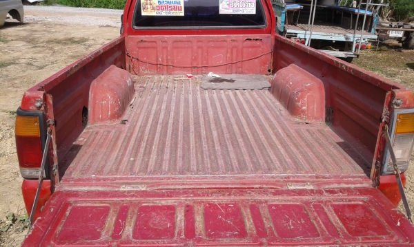 ขายบอร์ดี้เปล่ารถกระบะมาสด้าปี96พร้อมทะเบียนชุดโอน