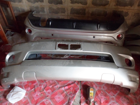 ขายกันชนหน้าหลังพร้อมสเกิร์ต ฟอร์จูนเนอร์ปี 06 ของถอด 3,500บาท