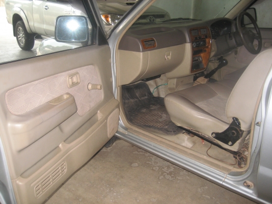 นิสัน  TD 27  พรอนเทียร์  สดๆ   210,000  บาท