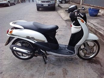 Fino ปี 53 ล้อแม็ค สีครีม ดำ เครื่องเดิม มีเล่ม เอกสารครบ