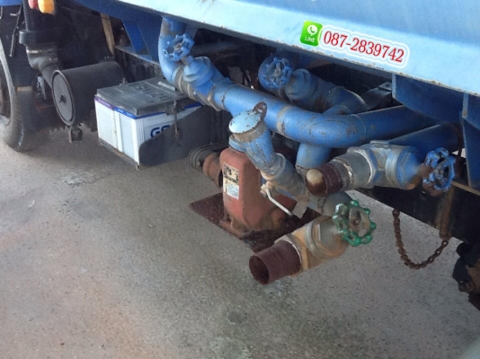 ขายรถบรรทุกนํ้า 6 ล้อ ISUZU NKR 130 แรงม้า