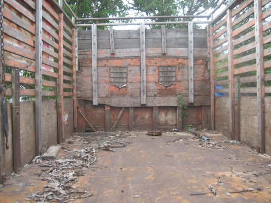 หัวยาว  เพลาเดียว  เครื่อง 165 แรง    275,000 บาท