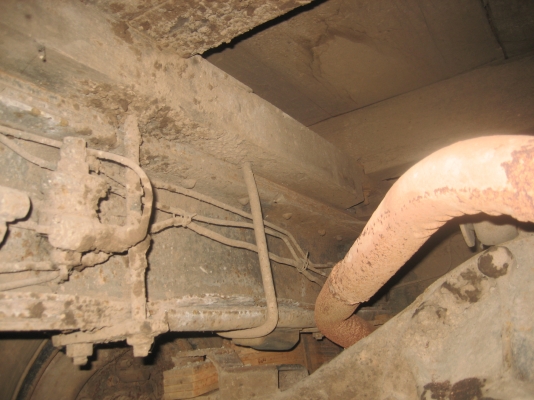 หัวยาว  เพลาเดียว  เครื่อง 165 แรง    275,000 บาท