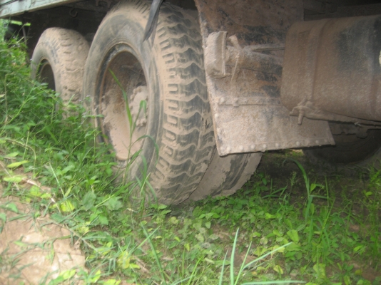 หัวยาว  เพลาเดียว  เครื่อง 165 แรง    275,000 บาท