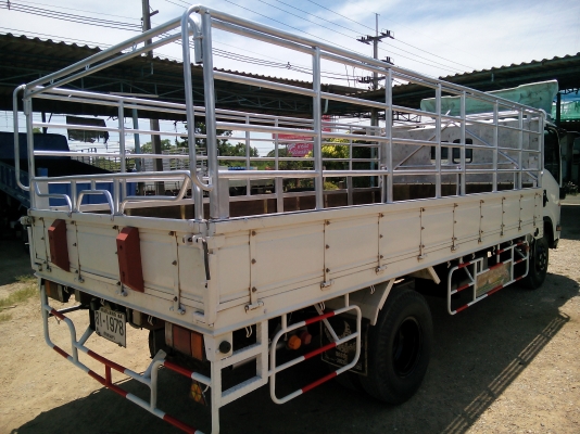 6 ล้อกลาง  *Euro.3*  ISUZU NPR 150 แรงม้า+คอมมอนเรว  * ยาว 5.00 ม. *  รถสวยเดิม+สวยจริง * รถห้างแท้ *  มีเล่มพร้อม *