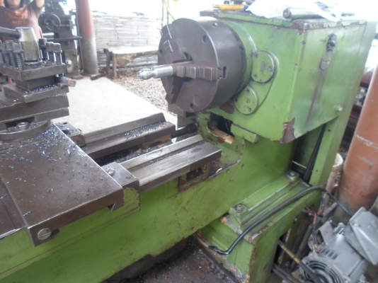 แท่นกลึง 5 ฟุต  2 เพลา เกียร์บล็อก เดินฟิต ปาดหน้า ออโต้ กลึงเกลียวได้ 56,000