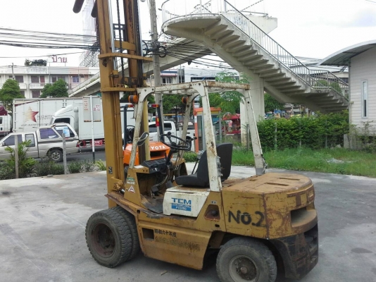 TCM FD30Z7 ขนาด3ตัน เกียร์ธรรมดา เสาสูง4เมตรฮิ้งฟอร์ค เครื่องดีเซลC240ล้อหน้าคู่ รถญี่ปุ่นแท้ รับประกันเครื่องเกียร์6เดือน
