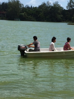 ขายเรือ2ท้องวิ้งดีมากใช้เครื่อง15แรง