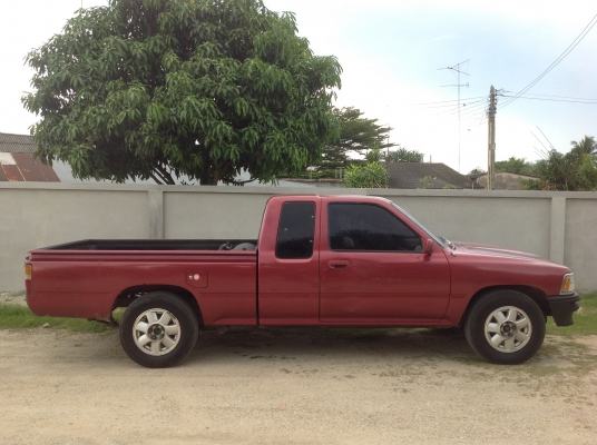 ขายโตโยต้า ไมตี้เอ็กแค็ป เอาไปใช้งานคุ้มๆ วาง 1jz เกียร์ออโต้ พวงมาลัยเพาเวอร์  ติดแก็ส LPG