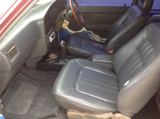 ขายโตโยต้า ไมตี้เอ็กแค็ป เอาไปใช้งานคุ้มๆ วาง 1jz เกียร์ออโต้ พวงมาลัยเพาเวอร์  ติดแก็ส LPG