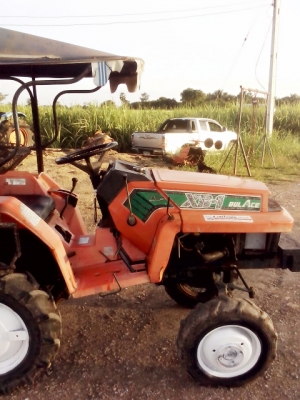 มาแล้วจ้า สีนวนจัดให้สำหรับคนทุนน้อย XB-1 kubota 3สูบ พร้อมพานตัดราก