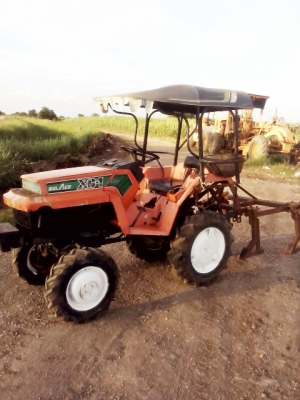 มาแล้วจ้า สีนวนจัดให้สำหรับคนทุนน้อย XB-1 kubota 3สูบ พร้อมพานตัดราก