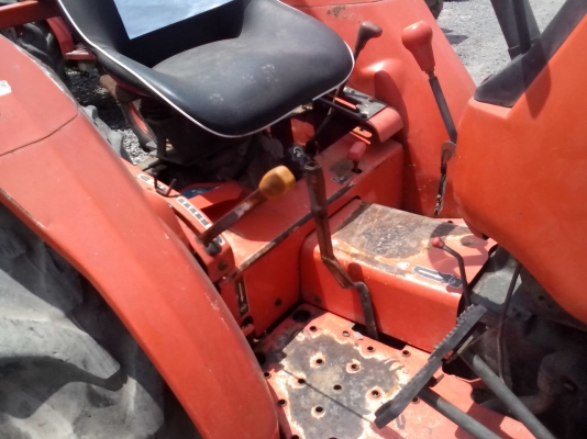 ขาย34แรงหลังคาขาว แต่ถอดไปแล้วตัวแรกเครืองได้ เกียรดีเบรคดี ขับได้ปกติ วันนี้เอามาให้พี่น้องชาวนาได้ใช้กัน รถประมูลใว้แล้วยังไม่ได้ไปรับ ขาย34แรงหลังคาขาว แต่ถอดไปแล้วตัวแรกเครืองได้ เกียรดีเบรคดี ขับได้ปกติ วันนี้เอามาให้พี่น้องชาวนาได้ใช้กัน รถประมูลใว้แล้วยังไม่ได้ไปรับ