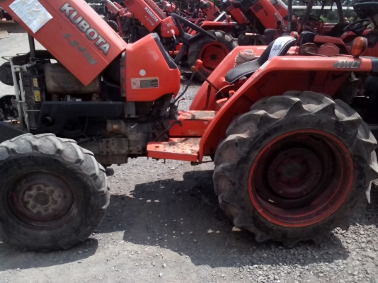 ขาย34แรงหลังคาขาว แต่ถอดไปแล้วตัวแรกเครืองได้ เกียรดีเบรคดี ขับได้ปกติ วันนี้เอามาให้พี่น้องชาวนาได้ใช้กัน รถประมูลใว้แล้วยังไม่ได้ไปรับ ขาย34แรงหลังคาขาว แต่ถอดไปแล้วตัวแรกเครืองได้ เกียรดีเบรคดี ขับได้ปกติ วันนี้เอามาให้พี่น้องชาวนาได้ใช้กัน รถประมูลใว้แล้วยังไม่ได้ไปรับ