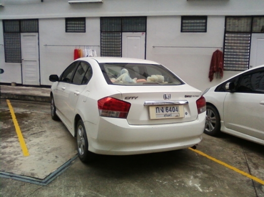 ขายดาวน์ HONDA CITY ปี 2011 เครื่องยนต์ 1.5 ลิตร 120 แรงม้า เปลี่ยนสัญญาใหม่ เหลือ 30 งวดๆละ 8700 บาท