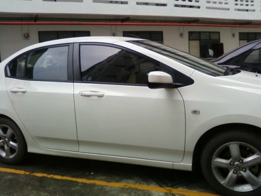 ขายดาวน์ HONDA CITY ปี 2011 เครื่องยนต์ 1.5 ลิตร 120 แรงม้า เปลี่ยนสัญญาใหม่ เหลือ 30 งวดๆละ 8700 บาท