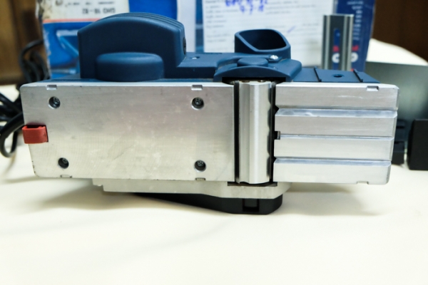 ขายกบไฟฟ้า bosch GHD 10-82 ขายกบไฟฟ้า bosch GHD 10-82