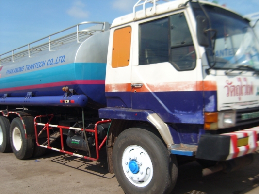 รถบรรทุกน้ำมัน 10 ล้อ มิตซู