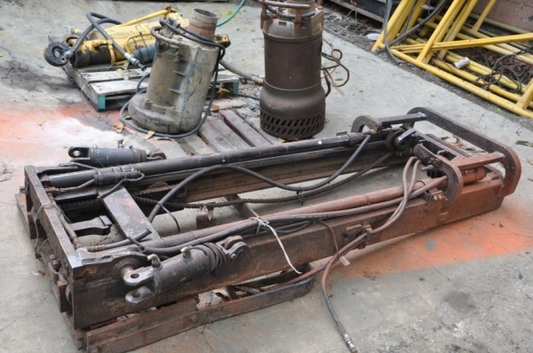 ขายเสาโฟล์คลิฟท์ งาสไลด์ได้ กระบอกคู่ มือสองญี่ปุ่นยังไม่เคยใช้งานไนไทย 9,900เท่านั้น!!